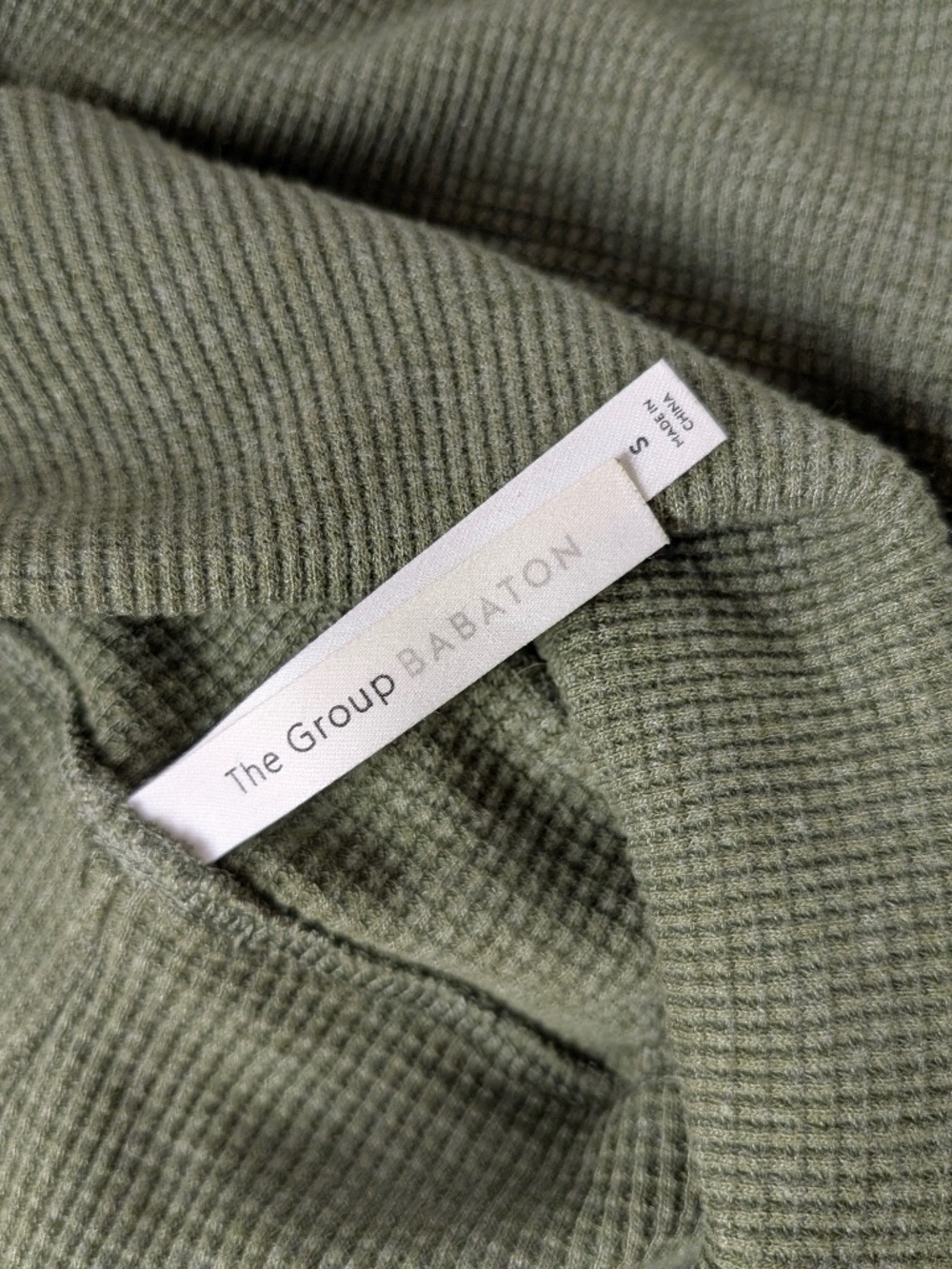 Babaton Green Turtleneck Waffle Size Small Long Sleeve - Picture 4 of 13